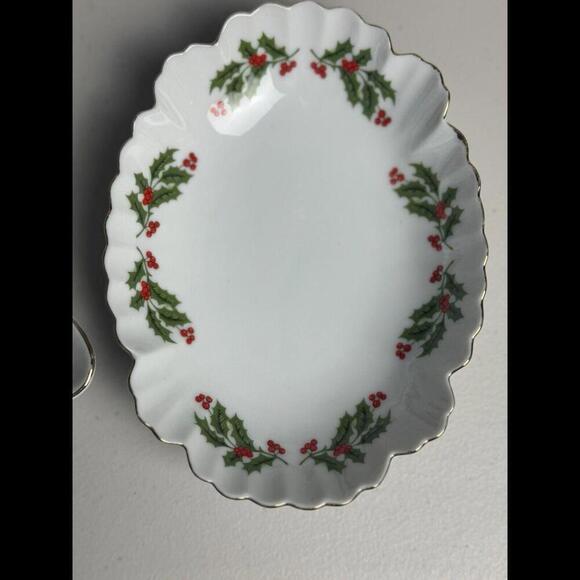 Kashima Christmas Holly Fine Porcelain Japan Trinket Dish Set Of 2 - Picture 3 of 6